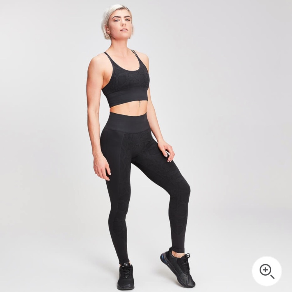 Black snake skin set